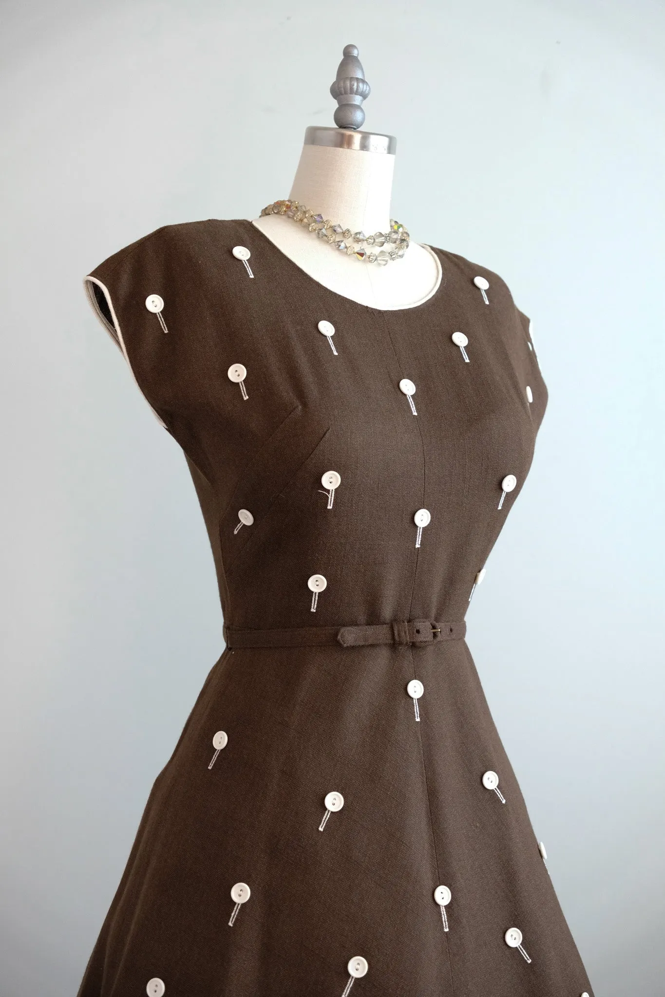 Adorable 1950's Doris Dodson Brown & White Button Dress / Sz Small